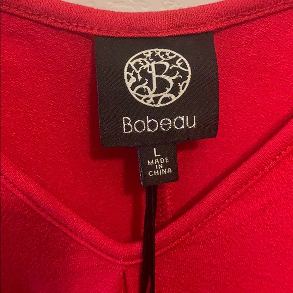 Red loose T-shirt - Picture 3 of 3